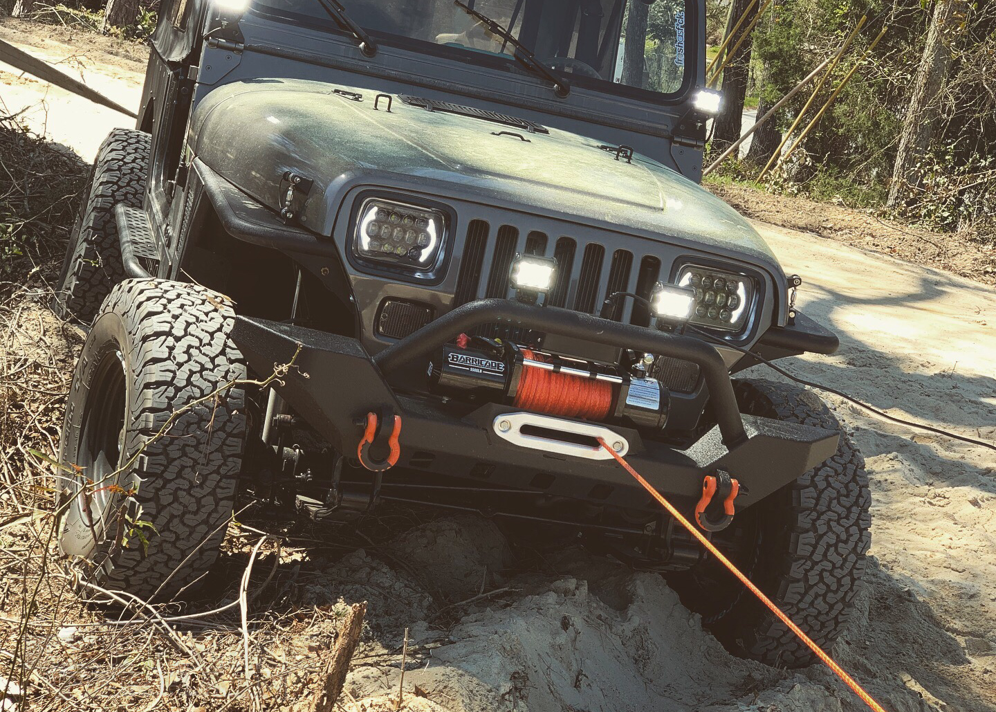 1994 Jeep YJ Winching with a Barricade Winch and Synthetic Rope